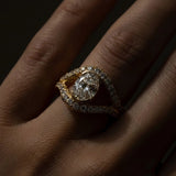 Lainey Ring | Oval Diamond & Pave