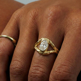 Lainey | Oval Diamond Ring